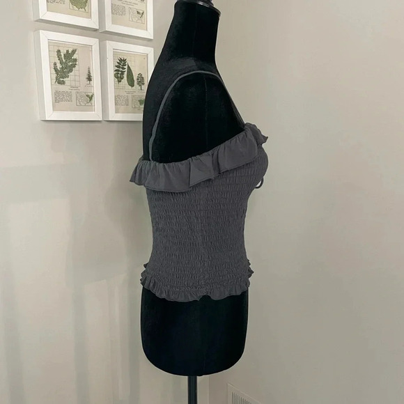 American Eagle Gray Shirred Stretchy Elastic Cropped Tank Top - Picture 10 of 10